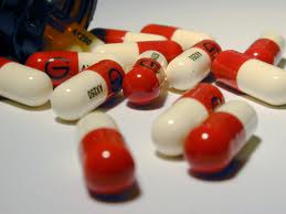 ملتقى مكافحة التسمم واليقظة الدوائية يستعرض برنامج الجودة للتدقيق على المؤسسات الصيدلانية في الدولة